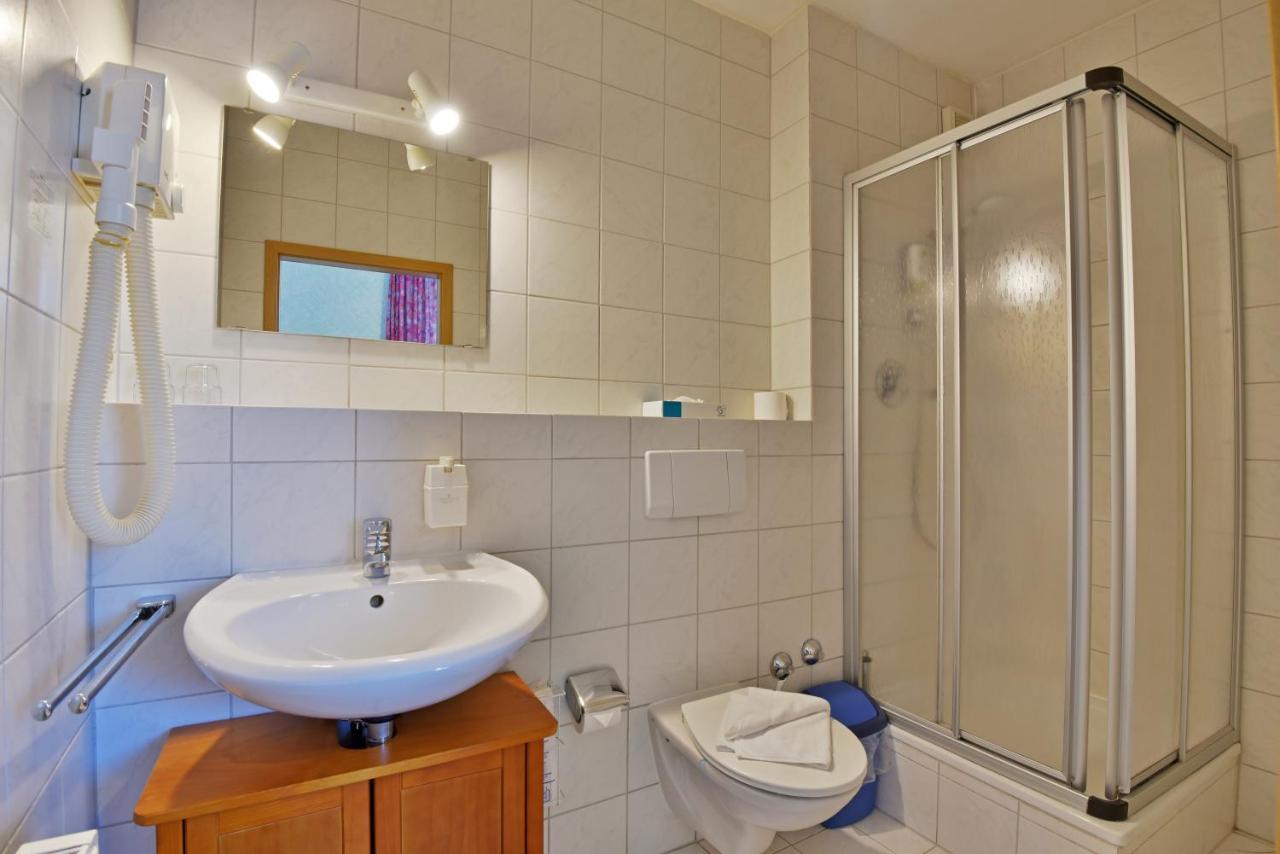 Hotel Zum Gruendle โอบาโฮฟ ภายนอก รูปภาพ