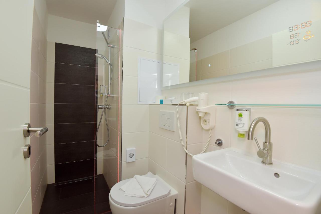 Hotel Zum Gruendle โอบาโฮฟ ภายนอก รูปภาพ