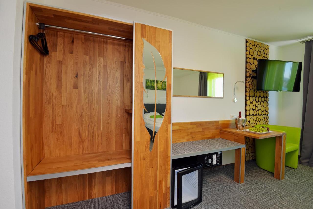Hotel Zum Gruendle โอบาโฮฟ ภายนอก รูปภาพ