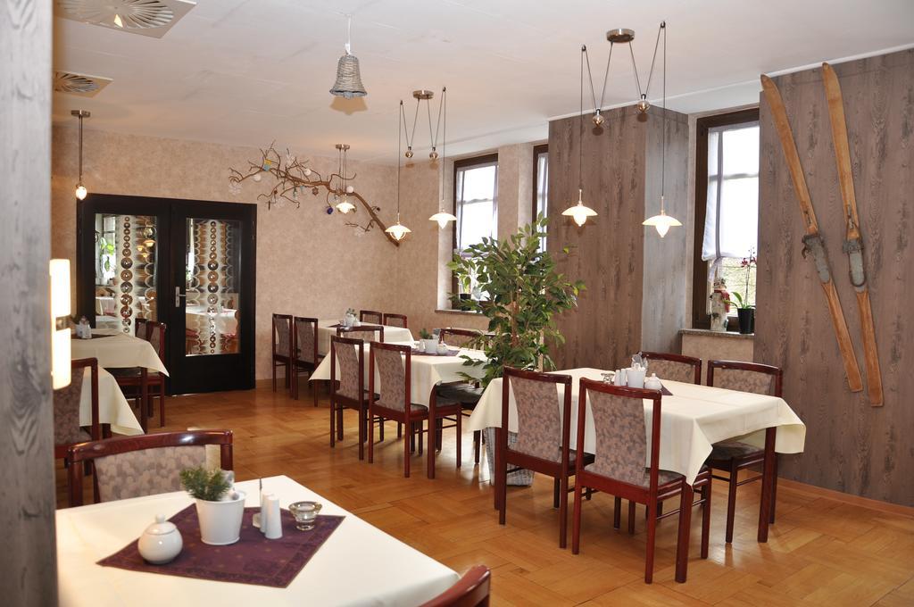 Hotel Zum Gruendle โอบาโฮฟ ภายนอก รูปภาพ